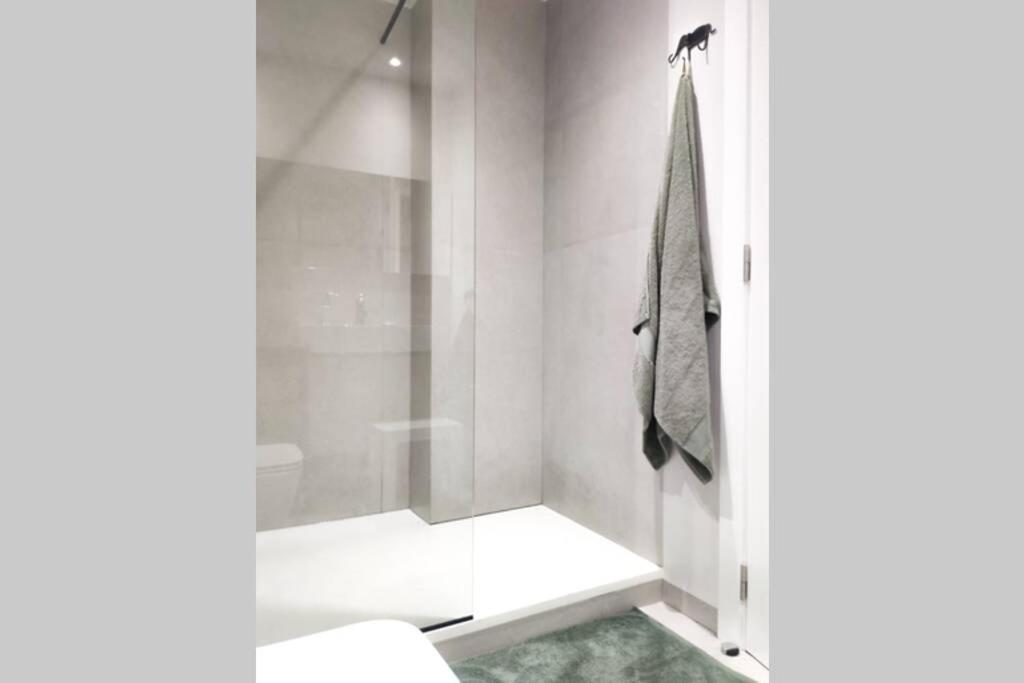 Apartamento recién reformado en primera línea con vistas a la playa de la Almadraba Benicàssim Exterior foto