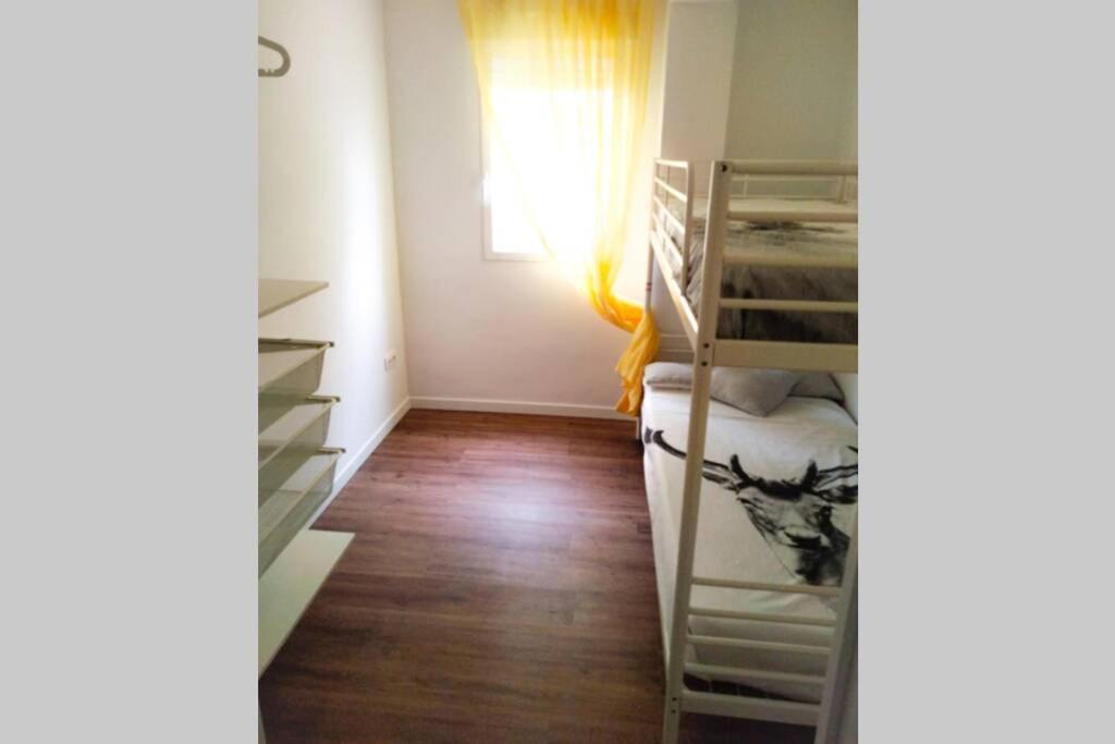 Apartamento recién reformado en primera línea con vistas a la playa de la Almadraba Benicàssim Exterior foto